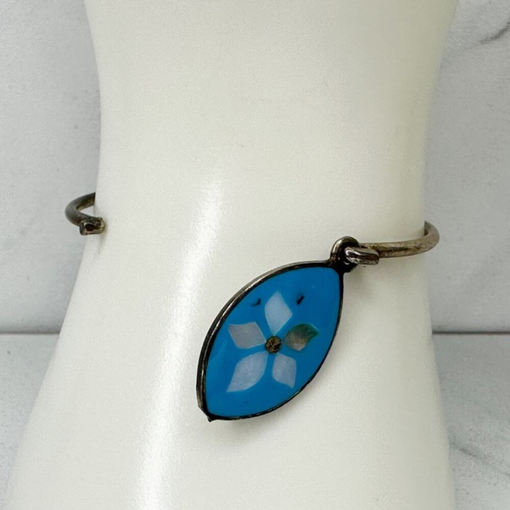 Vintage Mexico Blue MOP Flower Inlay Eye Pendant Silver Tone Child Bangle ✨